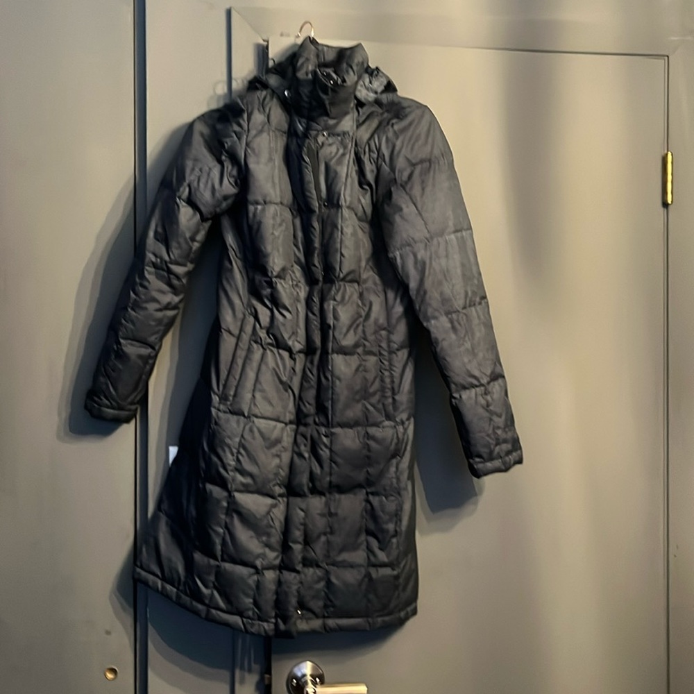 Woman’s North Face long down coat